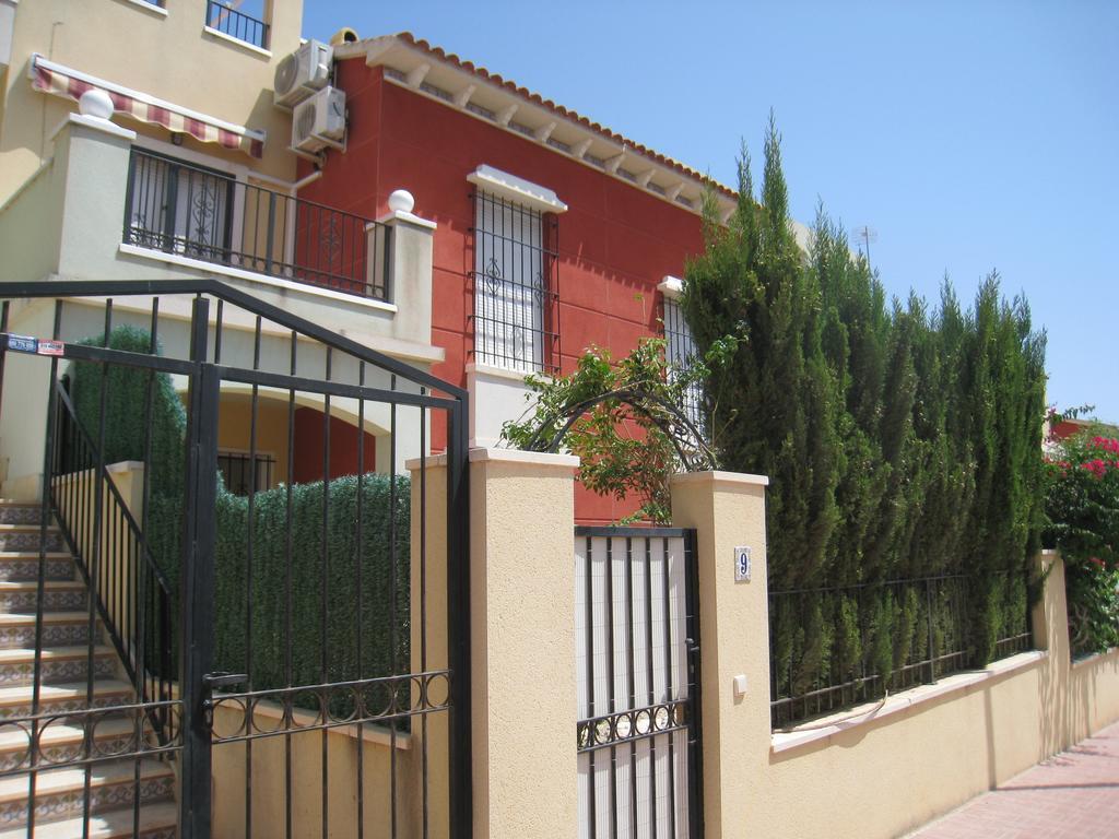 Bungalow Altos De La Bahia Torrevieja Room photo